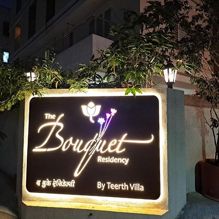 Hotel Bouquet Residency à Nashik Extérieur photo