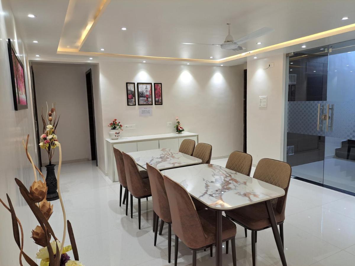 Hotel Bouquet Residency à Nashik Extérieur photo