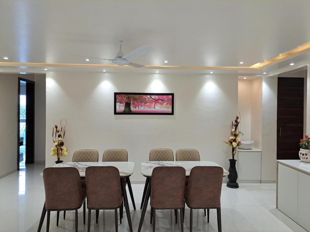 Hotel Bouquet Residency à Nashik Extérieur photo