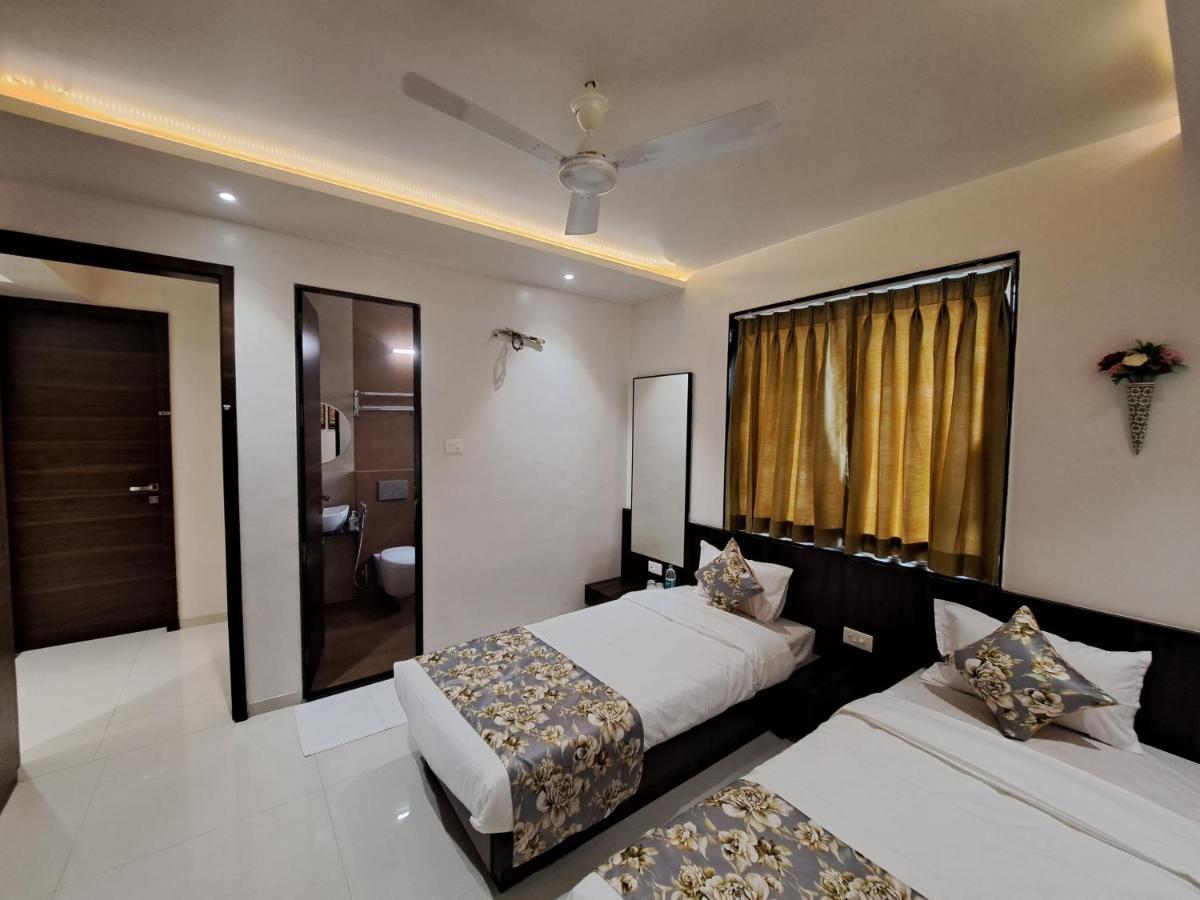 Hotel Bouquet Residency à Nashik Extérieur photo